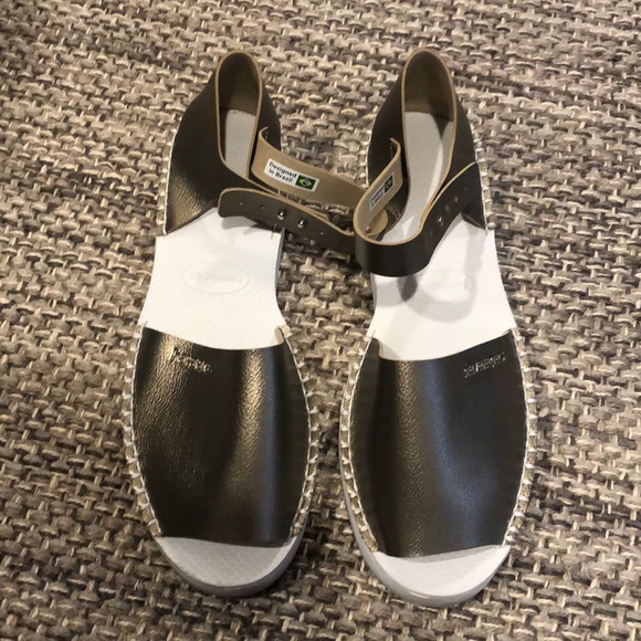 Bronze Havaianas shoes Sz 8 New - Picture 1 of 5